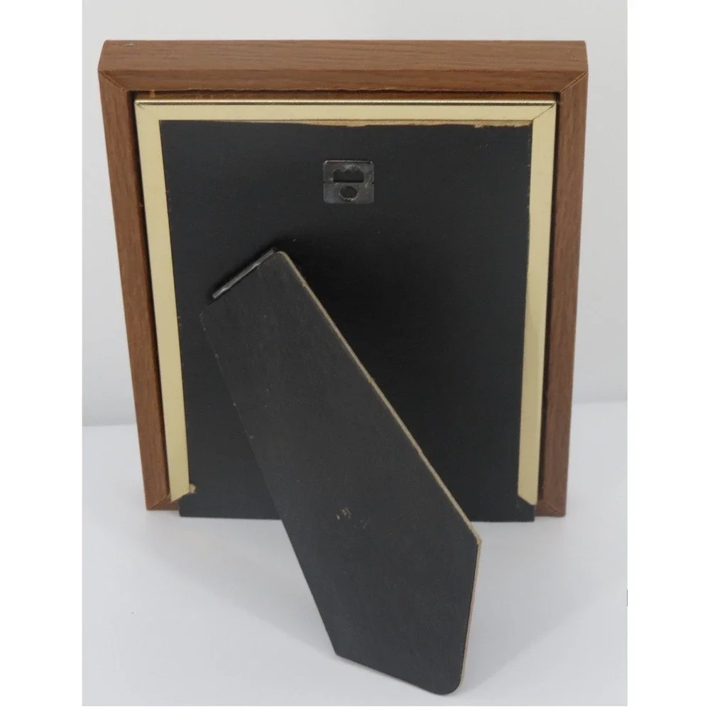 Vintage Decorel 5x7 Teak Photo Frame, 1990s Retro Traditional Americana Style